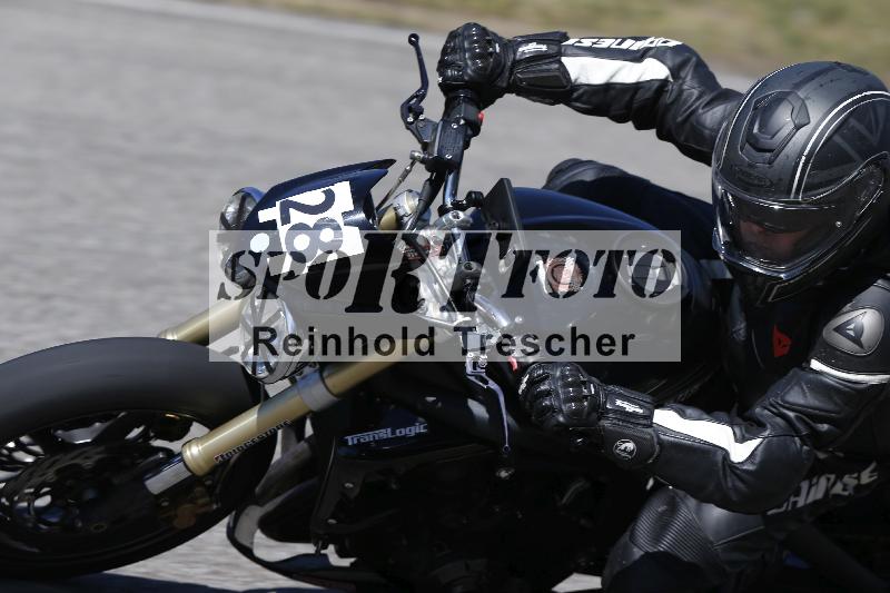 /07 09.04.2026 Cornu Master School ADR/Gruppe blau/28